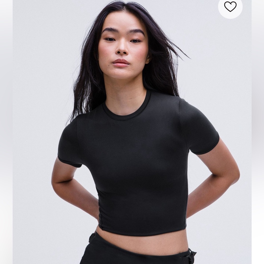 Wundermost Ultra-Soft Nulu Crewneck Cropped T-Shirt Black